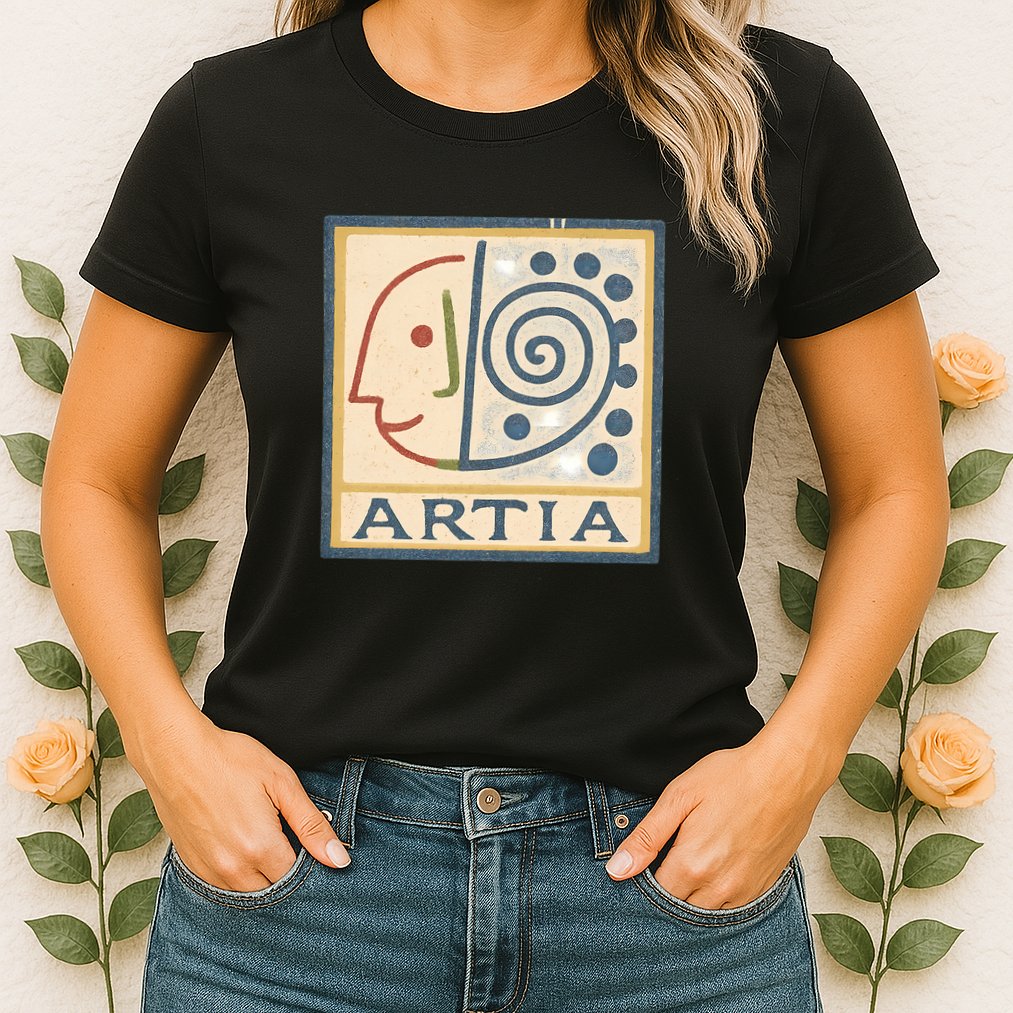 ARTIA Womens T-Shirt