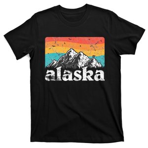 Alaska AK Retro 70s 80s Mountains Nature Distressed T-Shirt