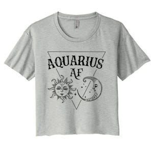 Aquarius Af / Sun And Moon Aquarius Birthday Astrology Design Funny Gift Women's Crop Top Tee