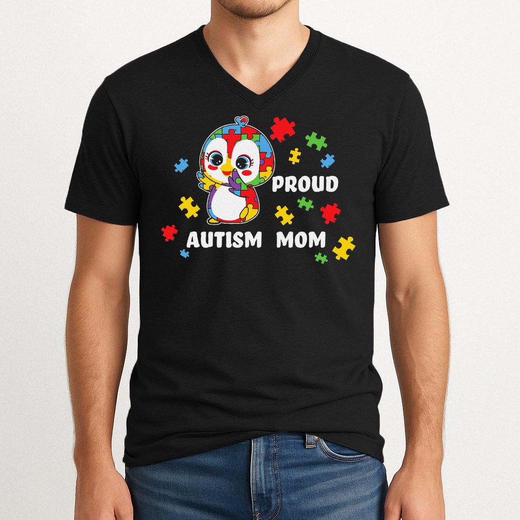 Autism Awareness Women - Proud Autism Mom Penguin Puzzle V-Neck T-Shirt