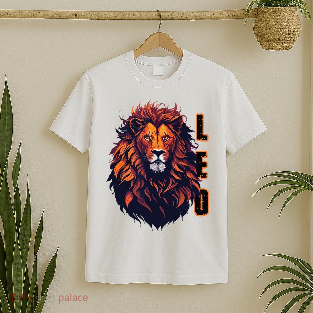 August Birthday Leo Lion Pride Graphic Zodiac T-Shirt