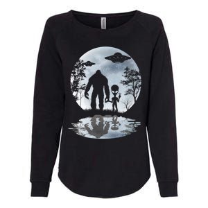 Alien Bigfoot Moon Sasquatch Ufo Extraterrestrial Funny Gift Womens California Wash Sweatshirt