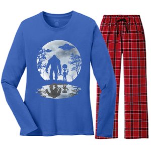 Alien Bigfoot Moon Sasquatch Ufo Extraterrestrial Funny Gift Women's Long Sleeve Flannel Pajama Set 