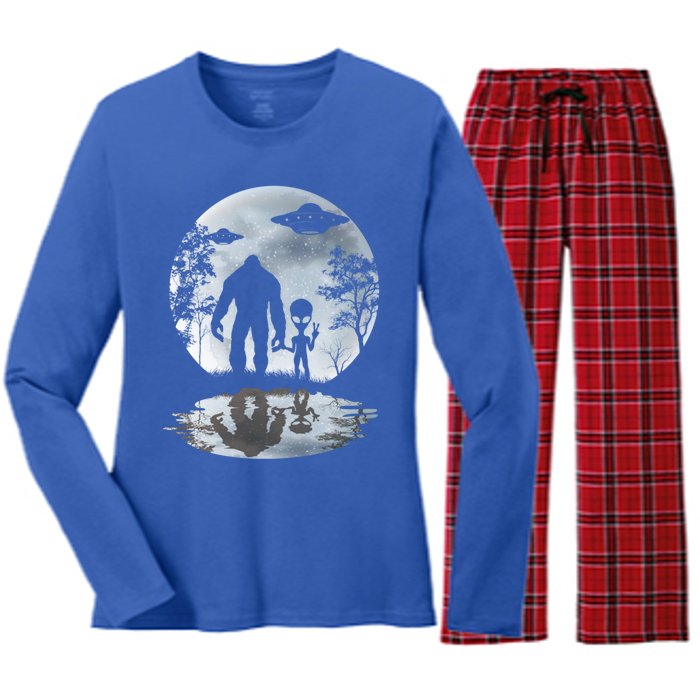 Alien Bigfoot Moon Sasquatch Ufo Extraterrestrial Funny Gift Women's Long Sleeve Flannel Pajama Set 