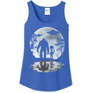 Alien Bigfoot Moon Sasquatch Ufo Extraterrestrial Funny Gift Ladies Essential Tank