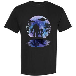 Alien Bigfoot Moon Sasquatch Ufo Extraterrestrial Garment-Dyed Heavyweight T-Shirt