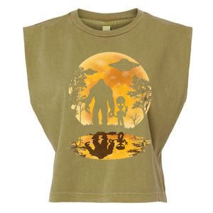 Alien Bigfoot Moon Sasquatch Ufo Extraterrestrial Garment-Dyed Women's Muscle Tee