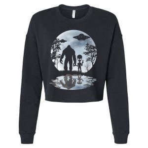 Alien Bigfoot Moon Sasquatch UFO Extraterrestrial Men Women Cropped Pullover Crew