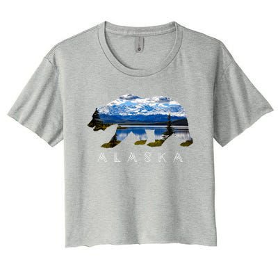 Alaskan Bear With Lake And Mountain Souvenir Gift Women's Crop Top Tee