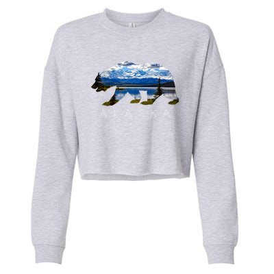 Alaskan Bear With Lake And Mountain Souvenir Gift Cropped Pullover Crew