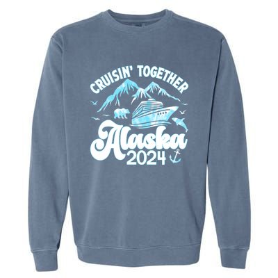 Alaska Cruise 2024 Retro Matching Family And Friends Group Garment-Dyed Sweatshirt