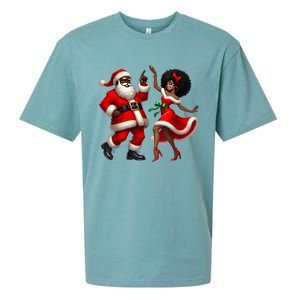 American Christmas African Santa Mrs Claus Dancing Xmas African Gift Sueded Cloud Jersey T-Shirt