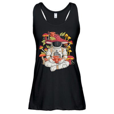 Astronaut Cottagecore frog Aesthetic funny animal Ladies Essential Flowy Tank