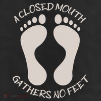 A Closed Mouth Gathers No Feet Funny Pun Corny Dad Joke 25L Jumbo Tote