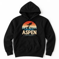 Aspen Colorado retro design is for travelers Hoodie