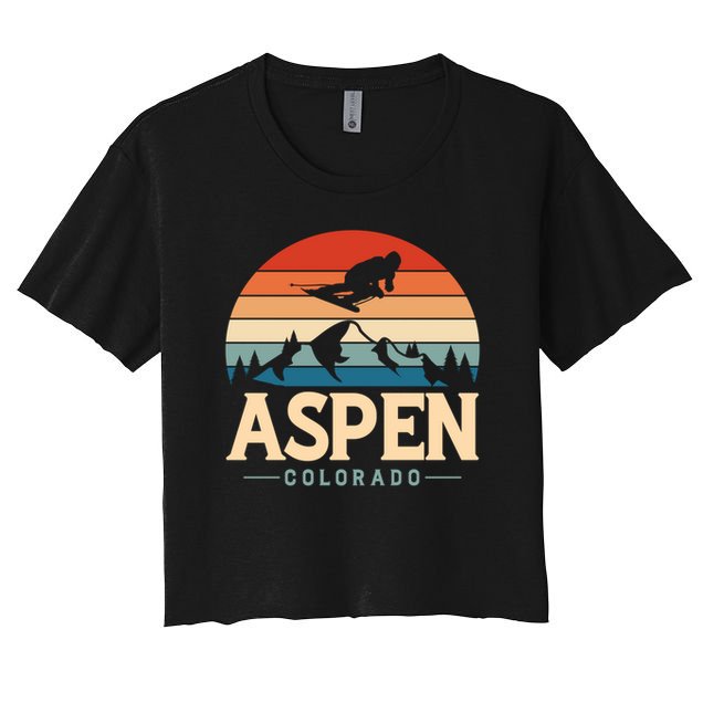 Aspen Colorado retro design is for travelers Crop Top