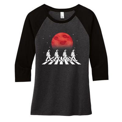 Astronaut Crossing Road Mars Planet Cosmonaut Spaceman Women's Tri-Blend 3/4-Sleeve Raglan Shirt