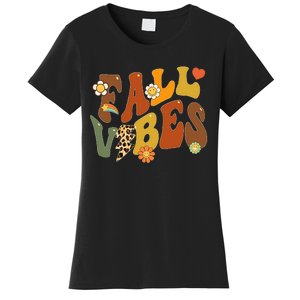 Autumn Chic Retro Leopard Circle Pumpkin for Thanksgiving Women's T-Shirt