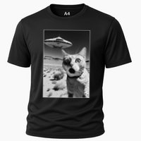 A cat taking a selfie with a ufo spaceship funny pun meme Performance Shirt