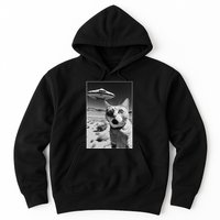 A cat taking a selfie with a ufo spaceship funny pun meme Hoodie