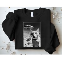 A cat taking a selfie with a ufo spaceship funny pun meme Sweatshirt