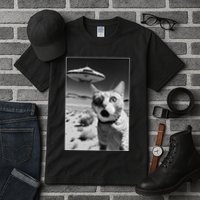 A cat taking a selfie with a ufo spaceship funny pun meme Tall T-Shirt