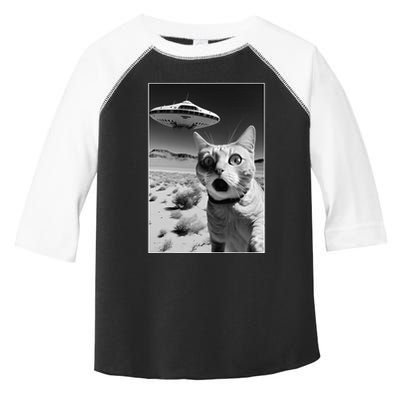 A cat taking a selfie with a ufo spaceship funny pun meme Toddler Fine Jersey T-Shirt
