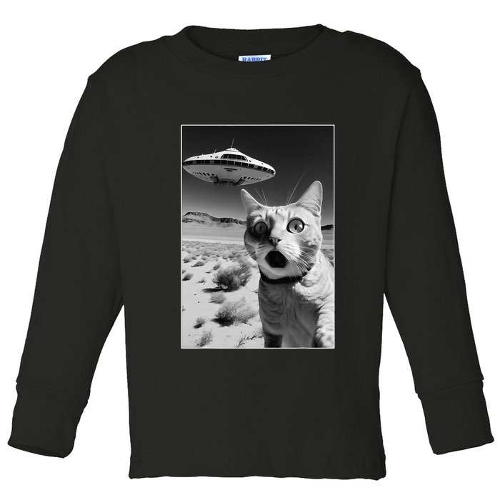 A cat taking a selfie with a ufo spaceship funny pun meme Toddler Long Sleeve Shirt