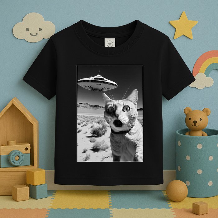 A cat taking a selfie with a ufo spaceship funny pun meme Toddler T-Shirt