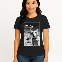 A cat taking a selfie with a ufo spaceship funny pun meme Womens T-Shirt