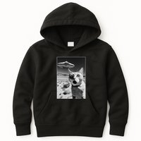 A cat taking a selfie with a ufo spaceship funny pun meme Kids Hoodie