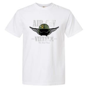 Air Cav Vietnam Huey Pilot Helmet (Distressed) Garment-Dyed Heavyweight T-Shirt