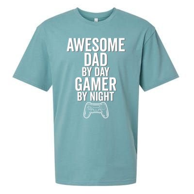 Awesome Dad By Day Gamer By Night Funny Parenting Video Game Cool Gift Sueded Cloud Jersey T-Shirt