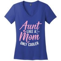 Aunt Definition Funny Mothers Sister Cool Aunts Crew Great Gift Women's V-Neck T-Shirt