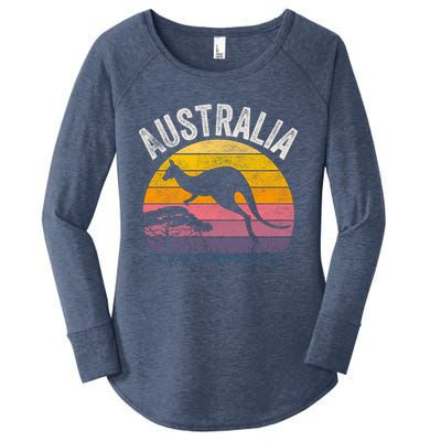 Australia Day Gift Funny Australian Kangaroo Vintage Gift Cool Gift Women's Perfect Tri Tunic Long Sleeve Shirt