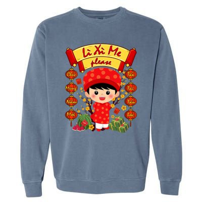 Ao Dai Li Xi Me Vietnamese Tet New Year Cool Gift Garment-Dyed Sweatshirt