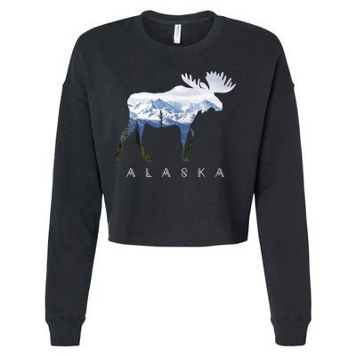 Alaska Day Moose Snowy Mountain Cute Gift Alaskan Tourist Gift Cropped Pullover Crew