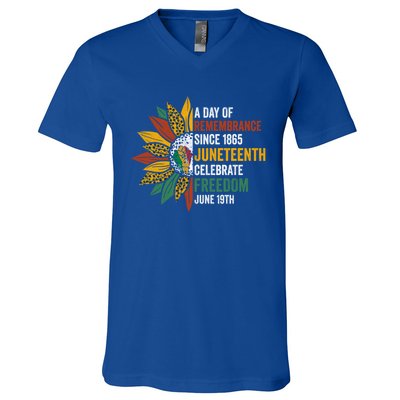 A Day Of Remembrance Since 1985 Junenth Celebrate Freedom Gift V-Neck T-Shirt