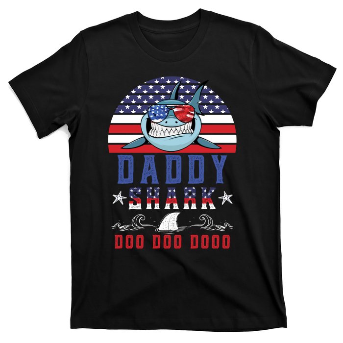 American Daddy Shark Doo Doo Doo America 4Th Of July T-Shirt