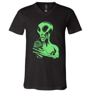 Alien Drinking Slurpie V-Neck T-Shirt