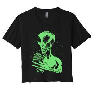 Alien Drinking Slurpie Women's Crop Top Tee