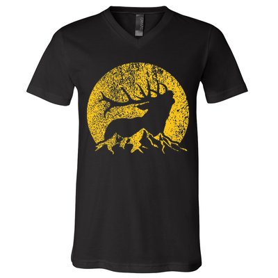 American Elk Hunter Dad Vintage Retro Bow Hunting Gift V-Neck T-Shirt