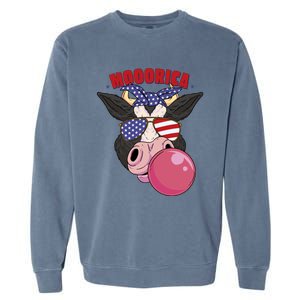 American Flag Cow Chewing Gum Usa Flag Stars Stripes Funny Gift Garment-Dyed Sweatshirt