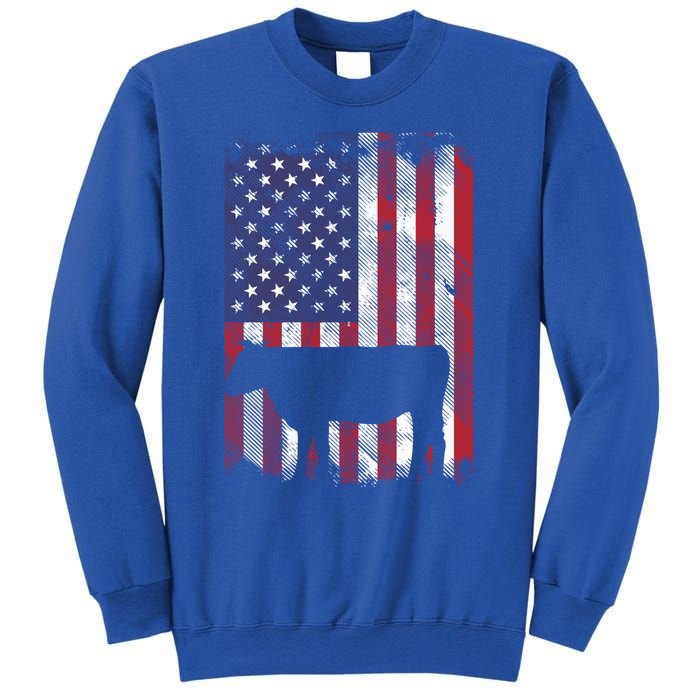 American Flag Cow Vintage Farm Animal Patriotic Farmer Gift Sweatshirt