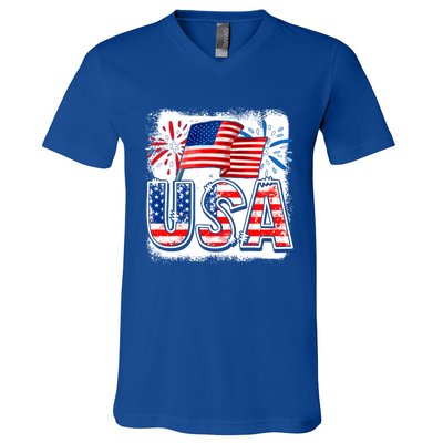 American Flag Funny Usa 4th Of July Funny Mom Mama Gift V-Neck T-Shirt