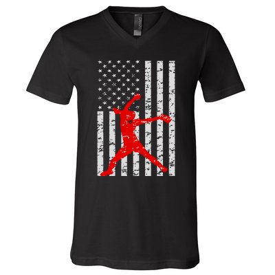 American Flag Love Softball Fastpitch Pitcher Gifts V-Neck T-Shirt