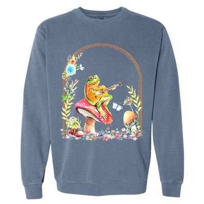 Aesthetic Frog Playing Guitar Mushroom Goblincore Garment-Dyed Sweatshirt
