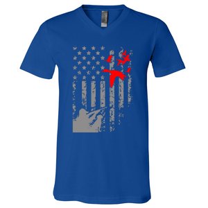 American Flag Patriotic Duck Hunting Waterfowl With Dog Great Gift V-Neck T-Shirt