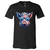 American Flag Pig Vintage Farm Animal Patriotic Farmer Pig V-Neck T-Shirt