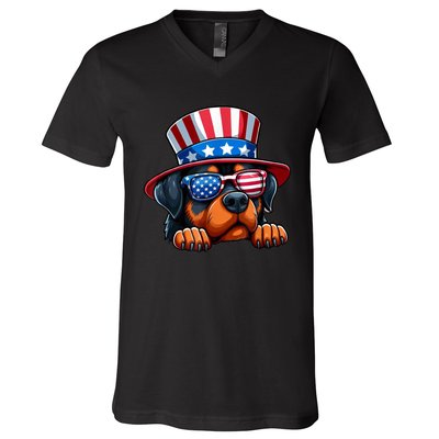 American Flag Rottweiler Dog Lover Funny 4th Of July Dog Gift V-Neck T-Shirt